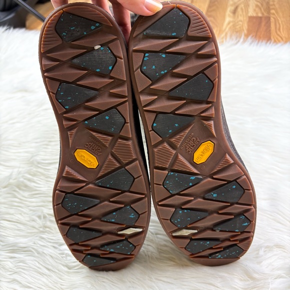 Merrell Dark Brown Quilted Winter Boots - Picture 9 of 9